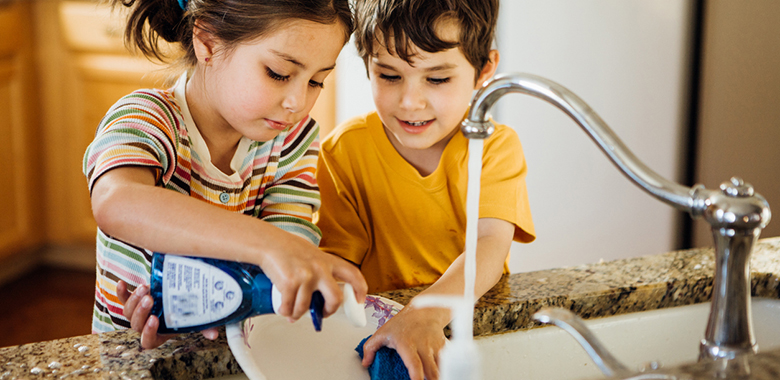 How to help kids be grateful and kind